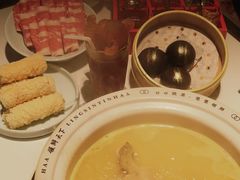 -领鲜天下·焗海鲜·花胶鸡(天目里店)