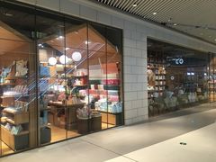 -百新书局(尚悦湾店)