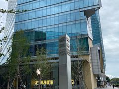 -Apple零售店(华贸购物中心店)