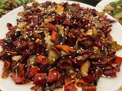辣子肥肠-江湖黑大兔(杨家坪店)