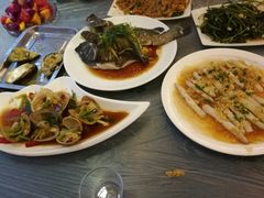 -覃记海鲜美食餐厅