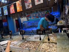 -领鲜活海鲜榴莲自助火锅(东门店)