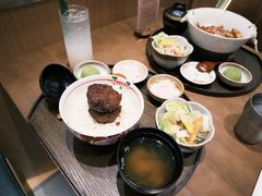 安格斯汉堡肉饭-ITARU食堂·定食料理(西丽店)