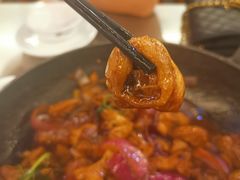 -胡须佬鸡煲四季火锅店(石厦西村直营店)