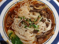 -霸蛮湖南菜·牛肉粉(荣京西街店)