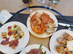-怡聚轩全日制自助餐厅(大中华喜来登酒店)