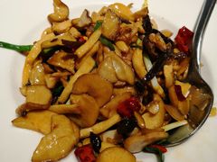 -关东小磨东北菜(漕河泾印象城店)