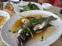 -源海渔村·现捞海鲜(大角湾店)