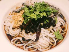 油鸡枞米线-半山腰·云南菜(侨福芳草地店)