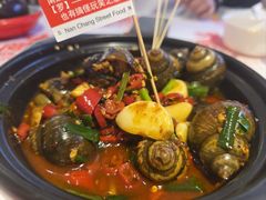-老闵田螺馆·南昌市井菜·特色小吃(总店)