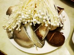 -满旗楼 北京烤鸭·涮羊肉火锅(武昌店)