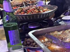 -海盗船. 龙虾烧烤. 酒馆