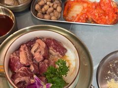 -围炉肉舍丹东海鲜烤肉·烤活鳗(步行街店)