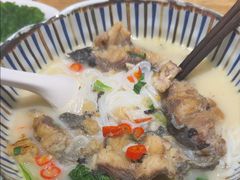 -鲜越鲜鱼粉(财富购物中心店)