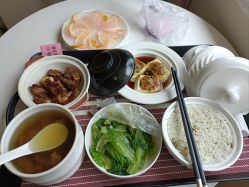 -爱月坊产后护理中心(万达店)