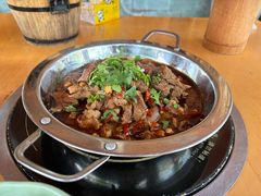 -大众跷脚牛肉馆·非遗传承单位(峨眉山店)