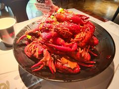 -巴厘龙虾·榜首油焖大虾(音乐学院·沿江酒馆店)