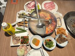 -千滋百味自助烤肉火锅(东门町店)
