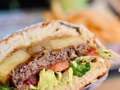 -The Habit Burger Grill 哈比特汉堡(复兴soho店)
