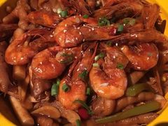 -多嘴超级肉蟹煲(欧亚卖场店)