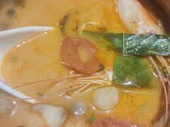 酸辣冬阴功海鲜汤檬粉-美奈小馆·越南料理(中航城君尚购物中心店)