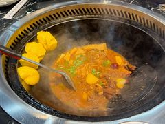 -袁小二大东北铁锅炖(吉祥村总部)