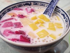 杂果椰汁西米露-恒信牛奶甜品(南京总店)