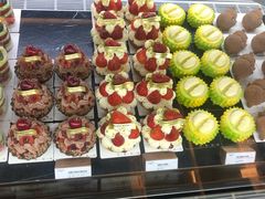 -玲婧胡同·生日蛋糕·餐厅(嘉里城店)