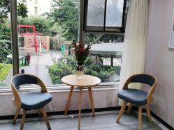 -痘博士昆明·国际祛痘领跑品牌