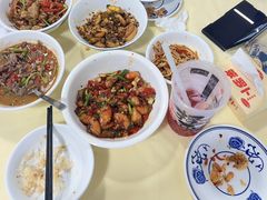 -笨罗卜浏阳菜馆(太平街店)