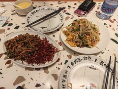 香辣肉丝-姥姥家春饼店(惠新东街店)