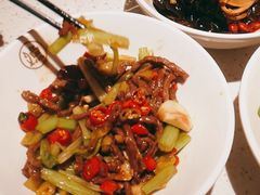 -江渔儿酸菜鱼(曜一城店)