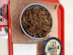 招牌牛肉饭-吉野家(黑牛城道店)