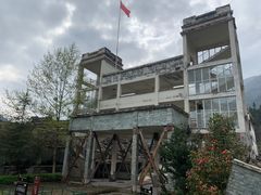 -四川汶川特大地震漩口中学遗址