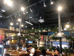 大堂-万兴佳烤肉·长白山老味道(东岸里店)