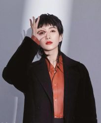 -时尚殿堂明星门店