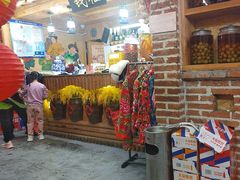-闯关东东北农家菜(崂山石老人店)