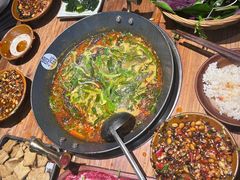 -贵厨酸汤牛肉(汇金星力城店)