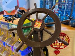 -PIPIKINGDOM皮皮王国欢乐号(欢乐海岸购物中心店)