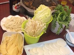 -聚首堂·特色小吃·肘子(什刹海德胜门店)