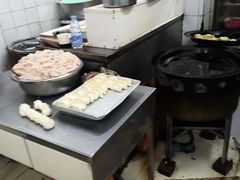 -黄阿姨锅贴大王(万航渡路店)