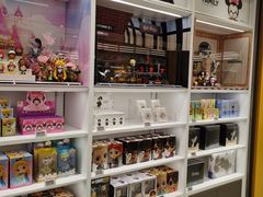 -泡泡玛特POPMART(万达店)