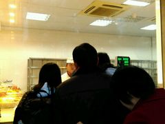 -陆稿荐观前街店