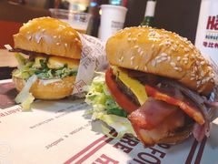 -The Habit Burger Grill 哈比特汉堡(复兴soho店)