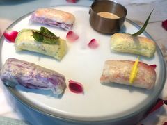 漫步花开彩虹卷-蜜桃花开·中西融合菜E&W(南长街店)