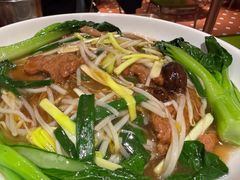 -肥仔文澳门猪骨煲(南京西路店)
