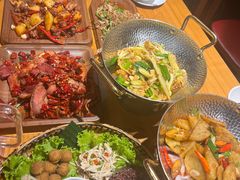 -隔壁老王·家常云南菜(花巷店)