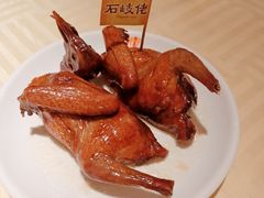 招牌烤乳鸽-石岐佬中山菜馆(张溪店)