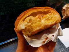 黄金流奶羊角-麦田工坊(月湖店)