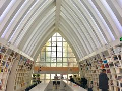 -钟书阁(松江泰晤士小镇店)